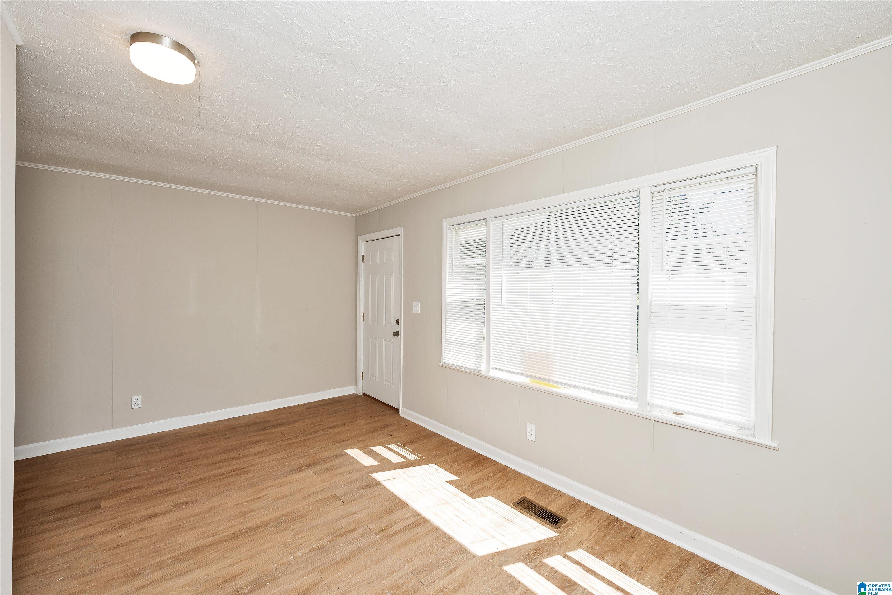 1410 College Street Southeast Decatur, AL 35601 - Photo 5 of 12