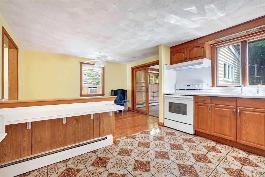 114 Glenellen Road Boston, MA 02132 - Photo 11 of 42