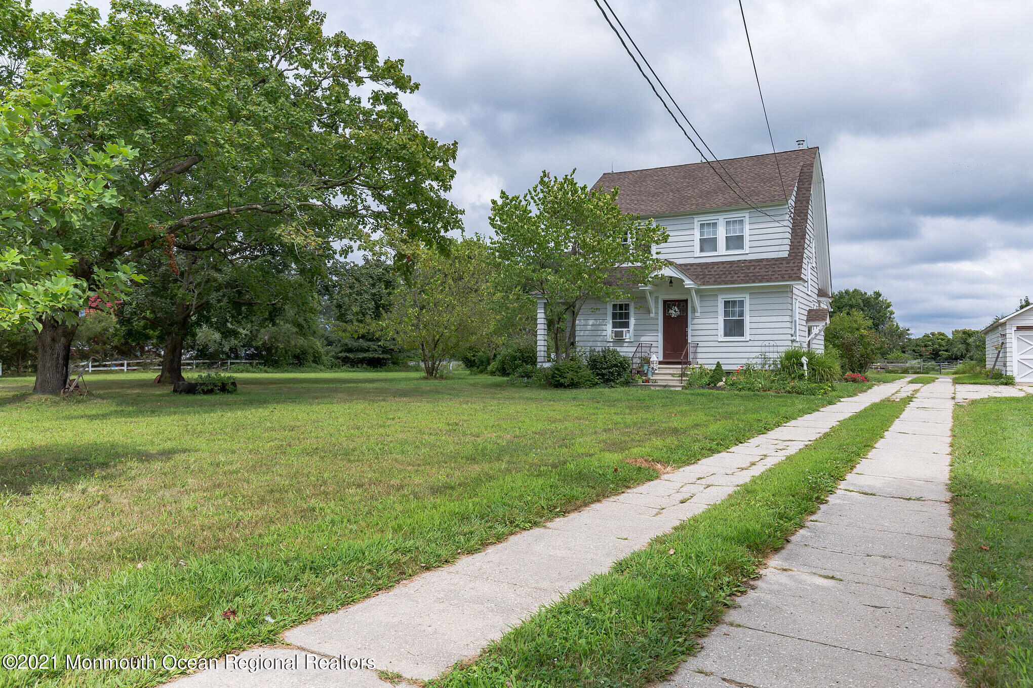 16 Province Line Road New Egypt, NJ 08533 - Photo 12 of 19 a house view with a garden space
