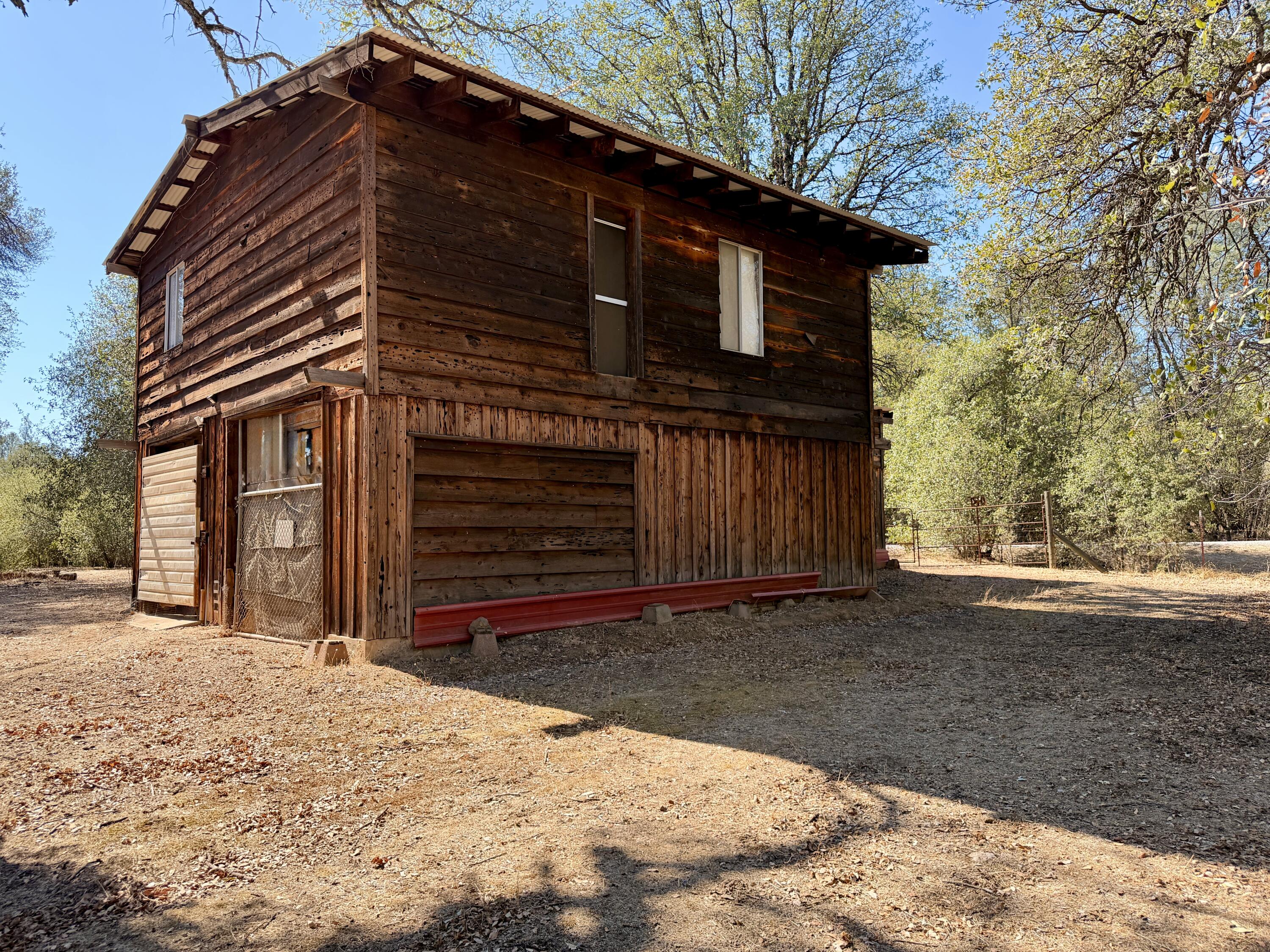 8030 Placer Road Redding, CA 96001 - Photo 4 of 58 IMG_4050