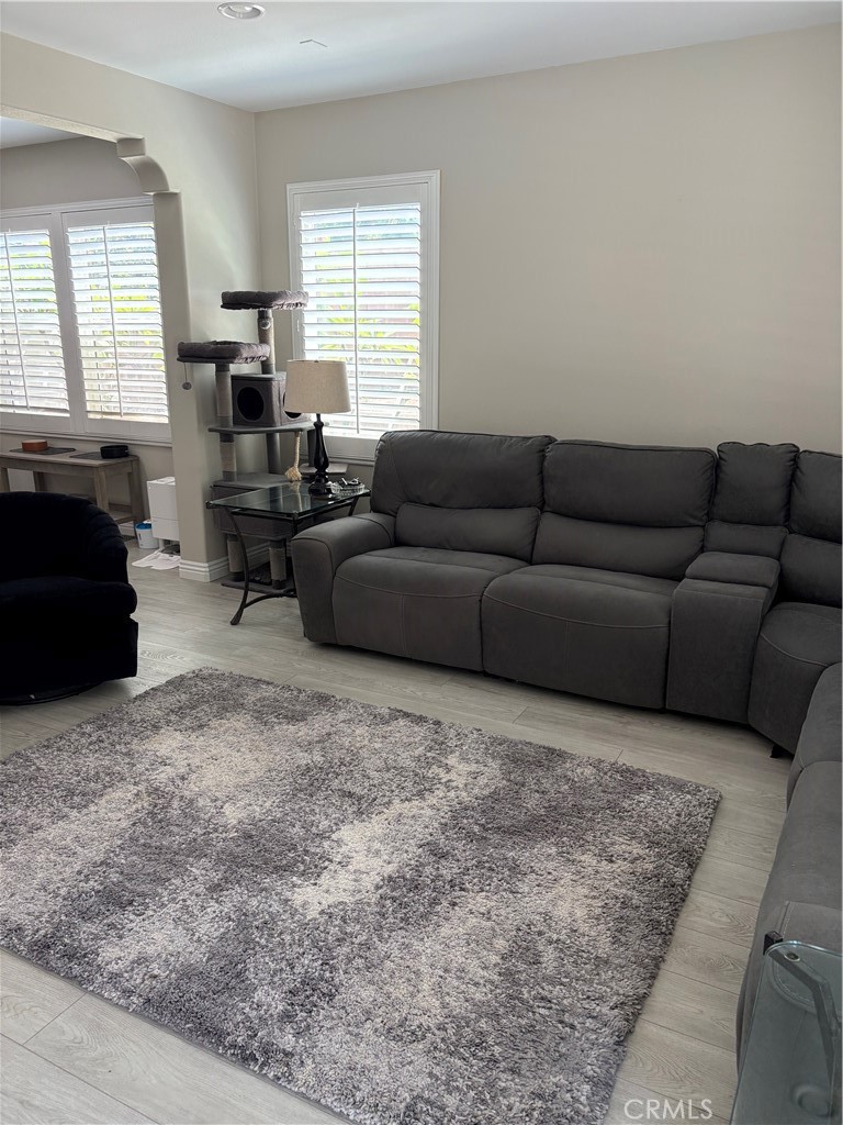 17115 Noble View Circle Riverside, CA 92503 - Photo 12 of 53 Great Room with ample seating.