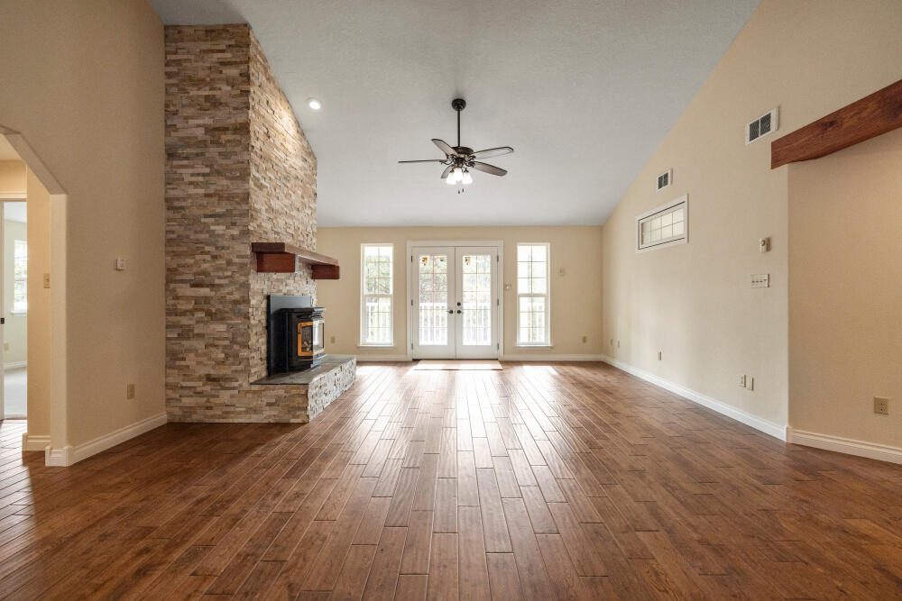 13423 Sprague River Road, Unit 1 Chiloquin, OR 97624 - Photo 12 of 46 Beautiful living room with ledgerwood fire place
