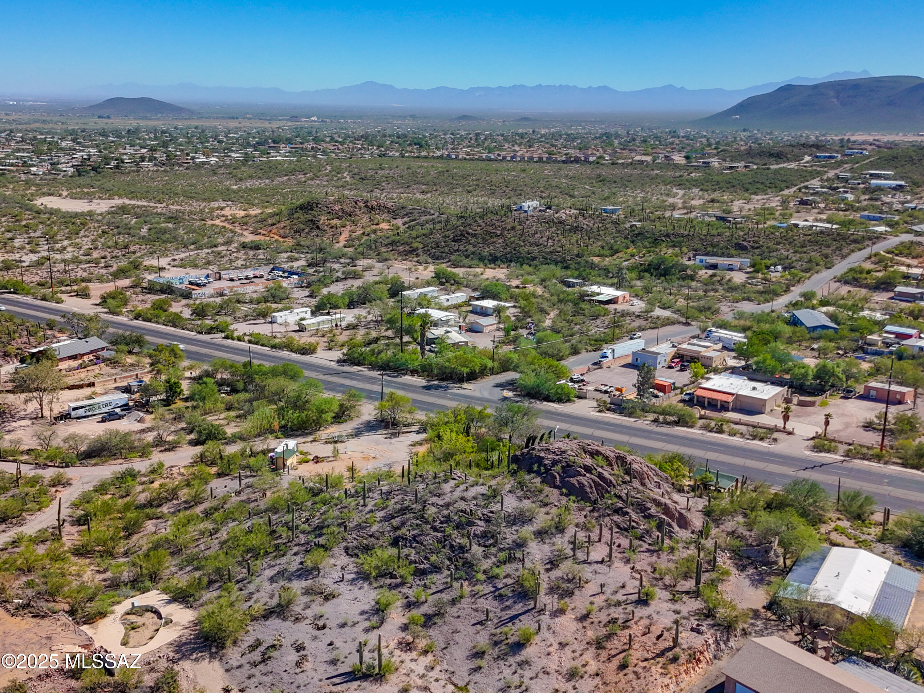 3930 West Valencia Road Tucson, AZ 85746 - Photo 10 of 20 DJI_20251029131121_0300_D