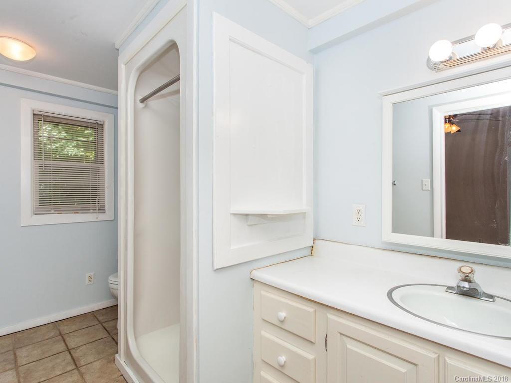 24 Brevard Road, Unit 29 Asheville, NC 28806 - Photo 16 of 28 Gallery Image 16