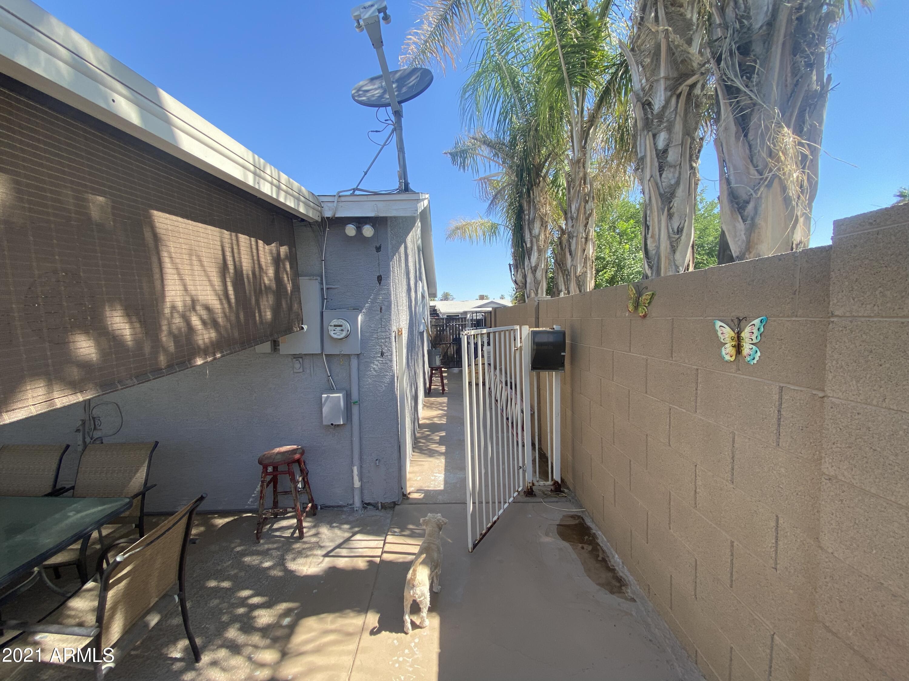 8441 West Piccadilly Road Phoenix, AZ 85037 - Photo 13 of 17 E7A54A65-E4F0-4D2E-AF79-75E96E9F517F