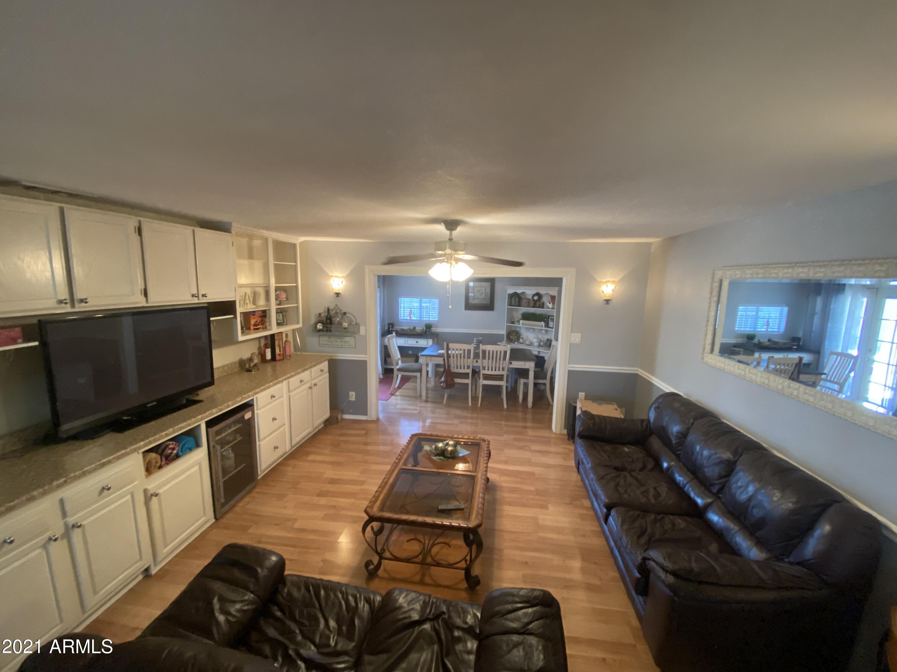 8441 West Piccadilly Road Phoenix, AZ 85037 - Photo 5 of 17 EC943F5A-F9CA-46B9-9AF0-66E98B9006D0