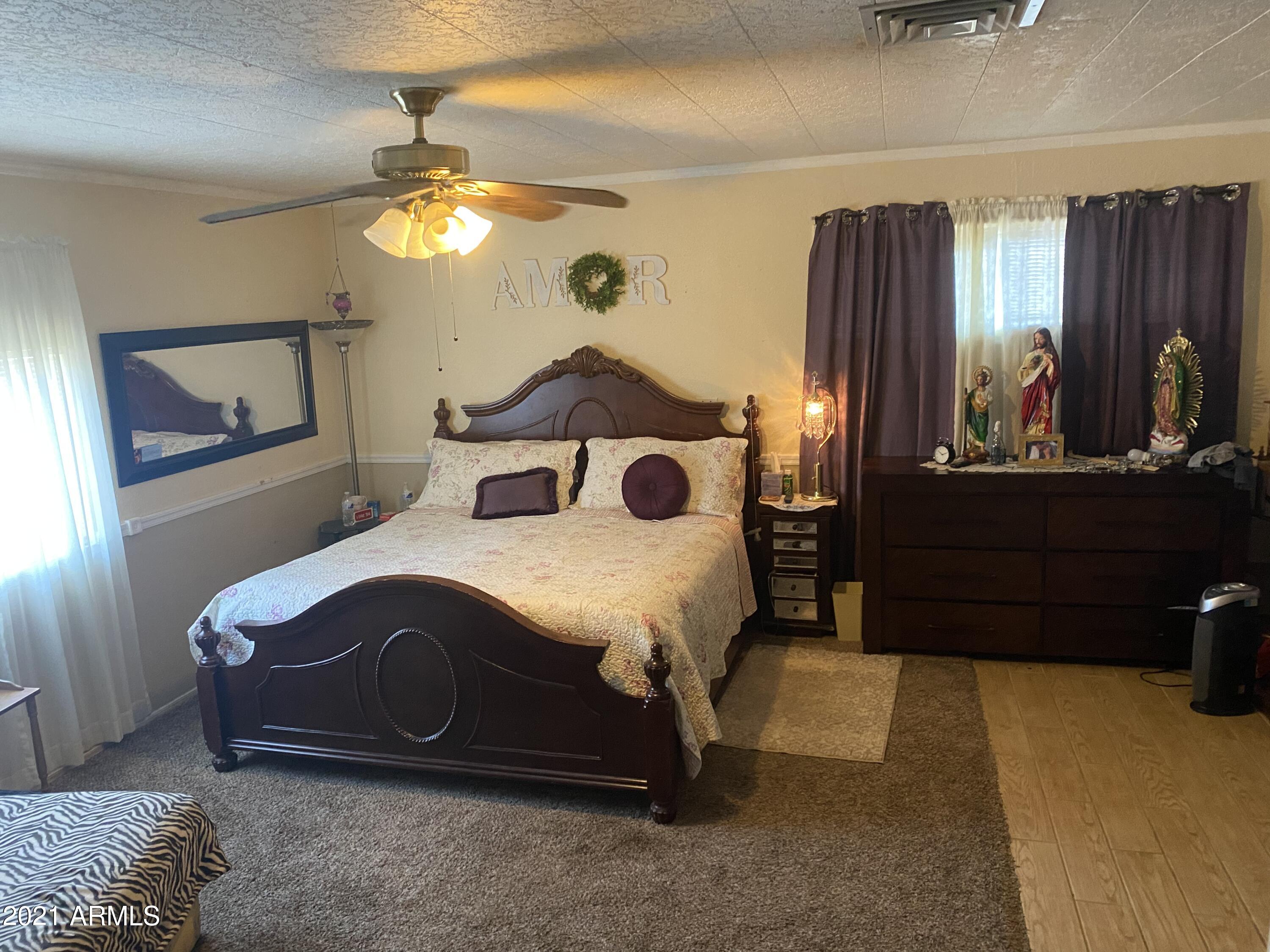 8441 West Piccadilly Road Phoenix, AZ 85037 - Photo 9 of 17 4AA4C71E-A93C-4A34-92FF-45E3150C777D