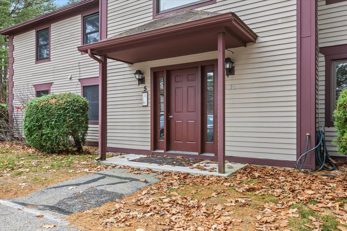 39 Smithwheel Road, Unit 34 Old Orchard Beach, ME 04064 - Photo 3 of 30 Entry
