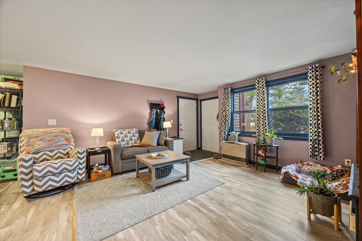 39 Smithwheel Road, Unit 34 Old Orchard Beach, ME 04064 - Photo 6 of 30 Living room