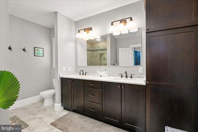 $1,885,000 | 7915 Washington Avenue, Alexandria, VA 22308