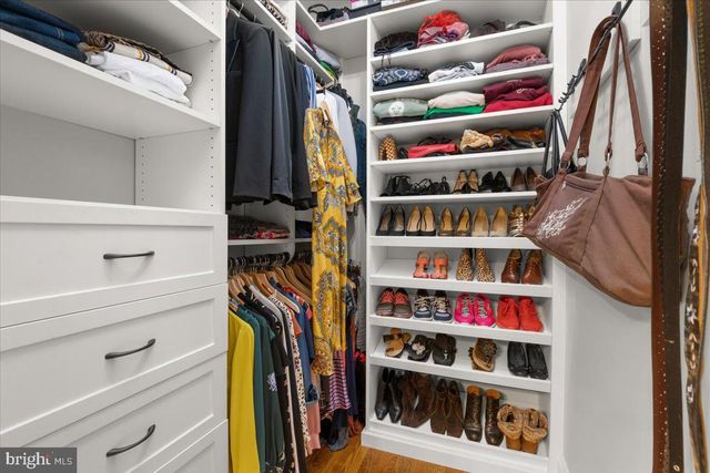 $1,885,000 | 7915 Washington Avenue, Alexandria, VA 22308