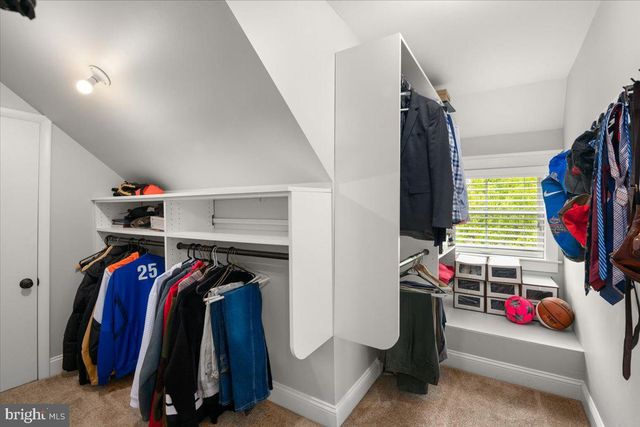 $1,885,000 | 7915 Washington Avenue, Alexandria, VA 22308