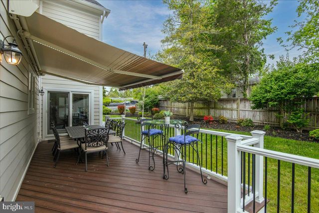 $1,885,000 | 7915 Washington Avenue, Alexandria, VA 22308