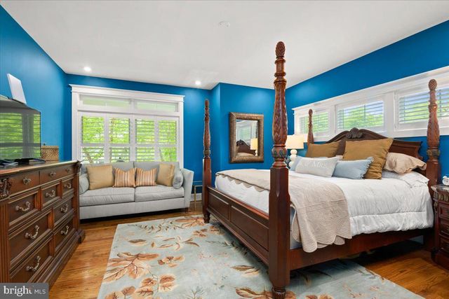 $1,885,000 | 7915 Washington Avenue, Alexandria, VA 22308