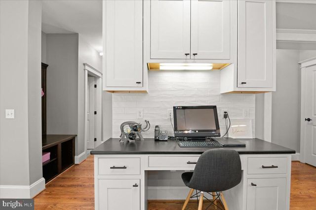 $1,885,000 | 7915 Washington Avenue, Alexandria, VA 22308