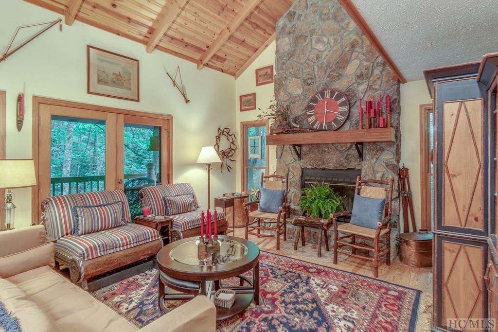 229 Dills Road Highlands, NC 28741 - Photo 5 of 32 Gallery Image 5