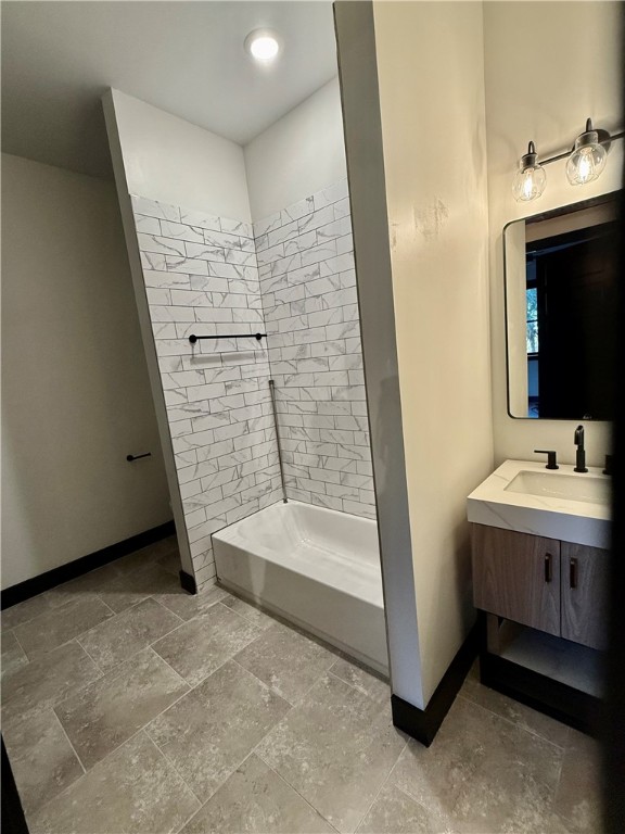 706 Gloucester Street, Unit B Brunswick, GA 31520 - Photo 5 of 10