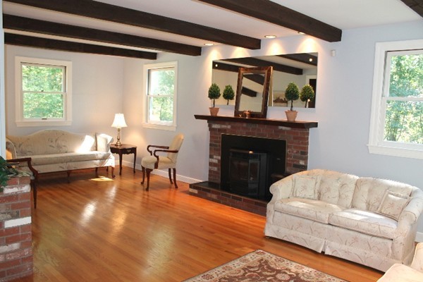 12 Dewey Road Bedford, MA 01730 - Photo 5 of 19 Gallery Image 5