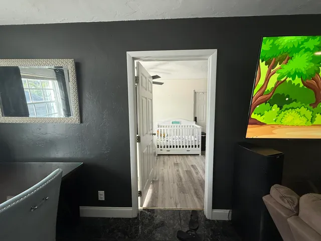 $895,900 | 1613 Sherwood Avenue, Mangonia Park, FL 33407