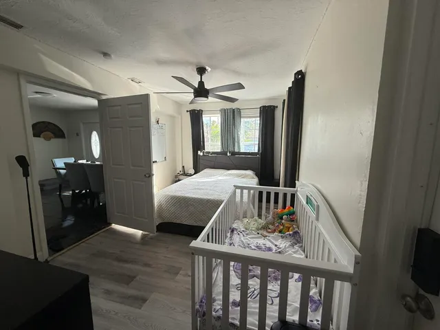 $895,900 | 1613 Sherwood Avenue, Mangonia Park, FL 33407