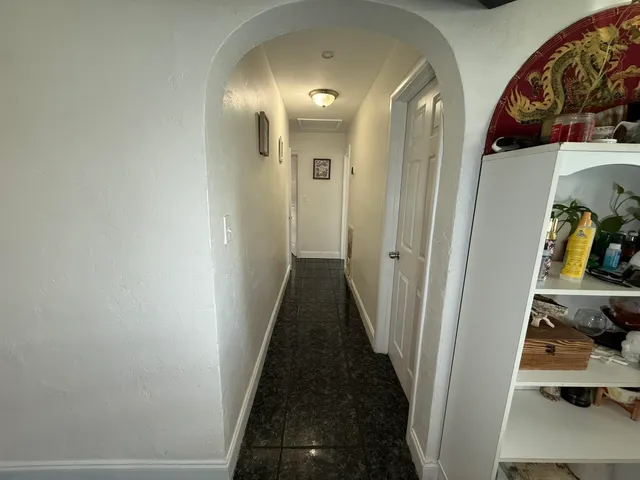 $895,900 | 1613 Sherwood Avenue, Mangonia Park, FL 33407