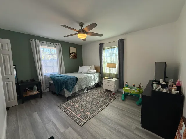 $895,900 | 1613 Sherwood Avenue, Mangonia Park, FL 33407