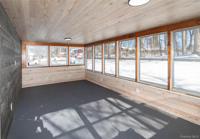 $409,900 | 53 Westwood Drive, Newburgh, NY 12550