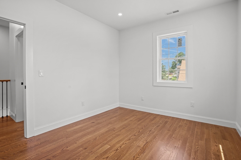 24 Cottage Street Taunton, MA 02780 - Photo 24 of 41