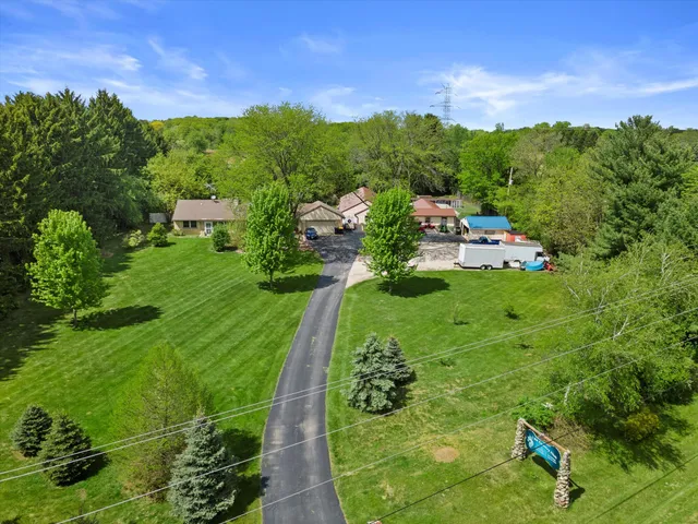$1,250,000 | S64W22000 National Avenue, Waukesha, WI 53189