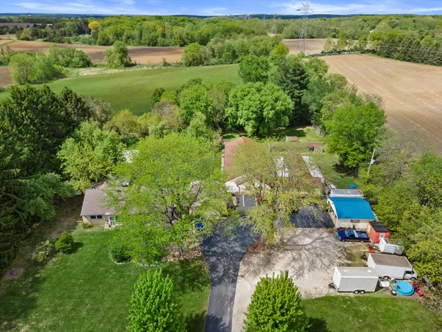$1,250,000 | S64W22000 National Avenue, Waukesha, WI 53189