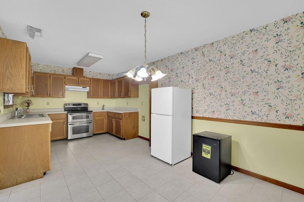 1238 Shannon Way Southwest Marietta, GA 30008 - Photo 16 of 35
