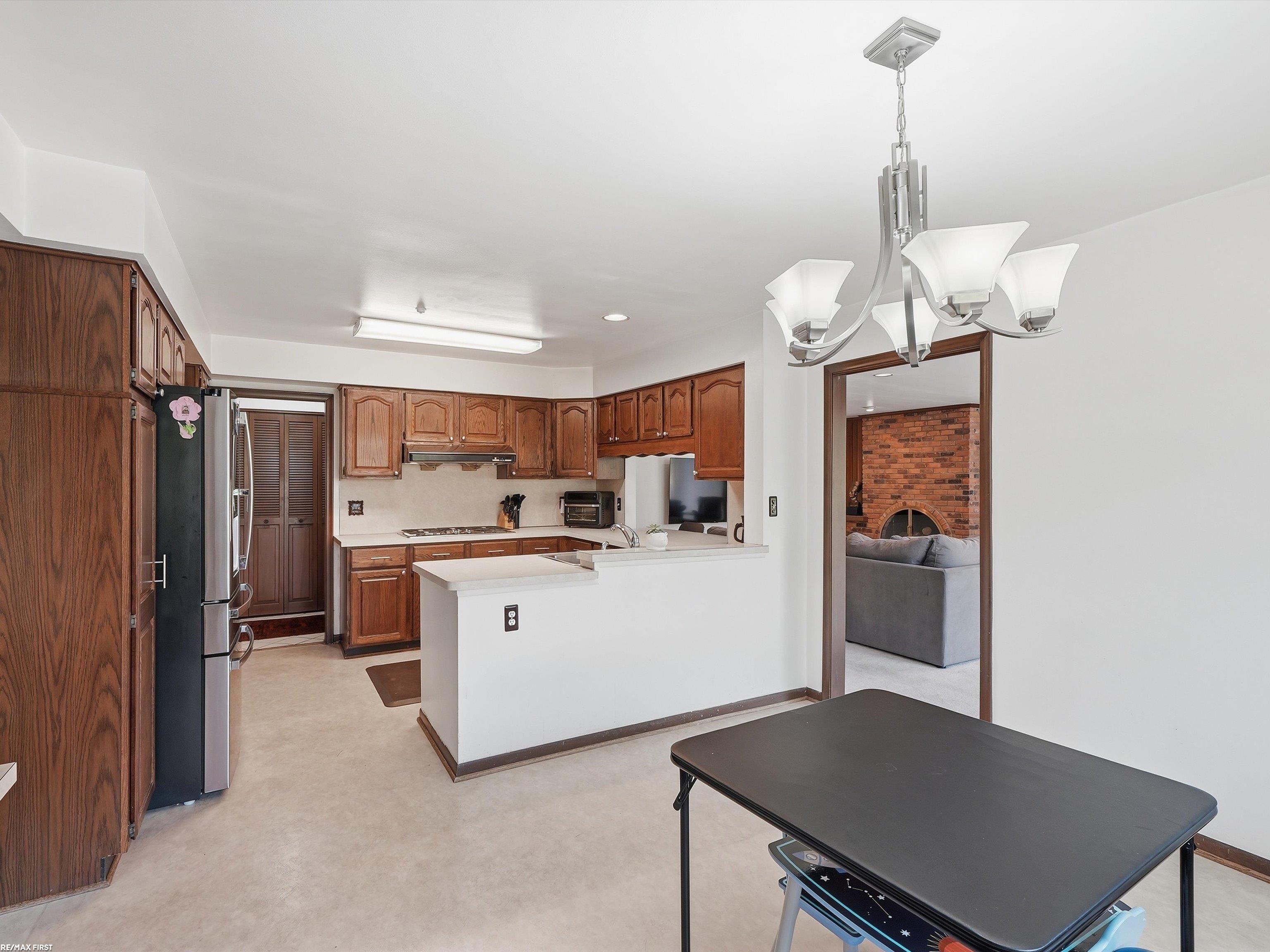 4677 Rolling Ridge Road West Bloomfield, MI 48323 - Photo 24 of 76