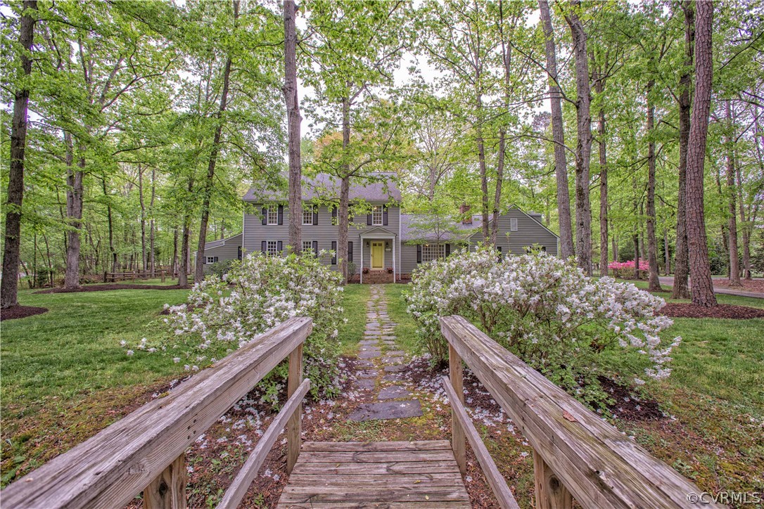2701 East Brigstock Road Midlothian, VA 23113 - Photo 3 of 50 a house view with outdoor space