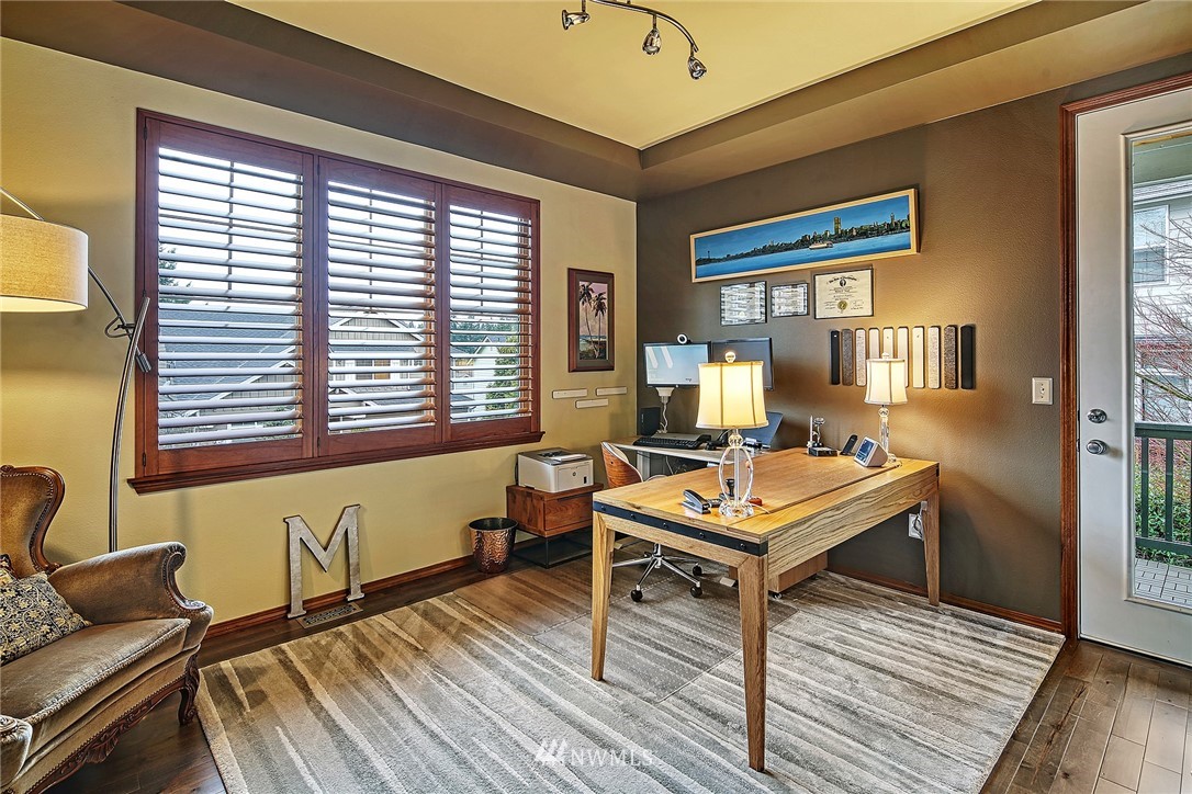 20128 85th Avenue Northeast Bothell, WA 98011 - Photo 14 of 32 Gallery Image 14