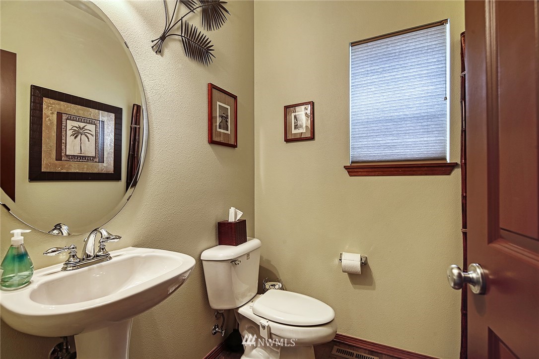 20128 85th Avenue Northeast Bothell, WA 98011 - Photo 17 of 32 Gallery Image 17