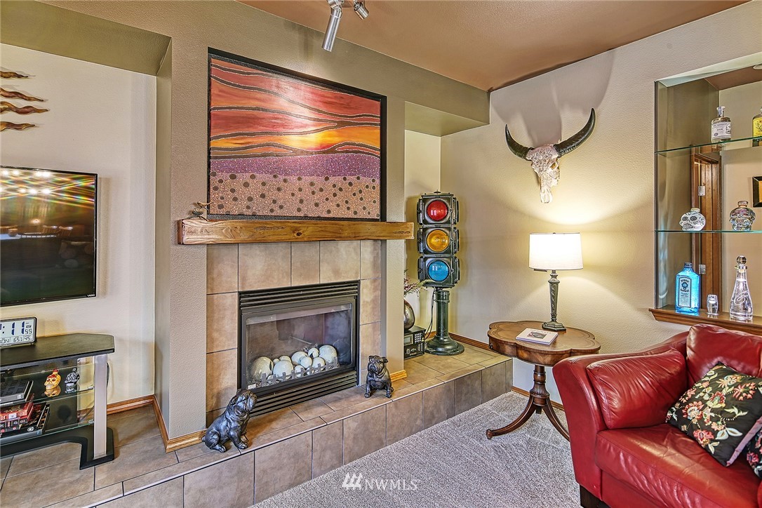 20128 85th Avenue Northeast Bothell, WA 98011 - Photo 6 of 32 Gallery Image 6