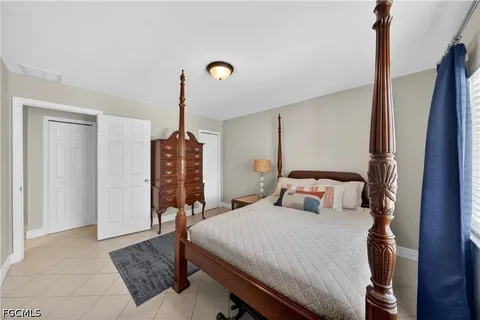 $395,900 | 4005 Southwest 27th Avenue, Cape Coral, FL 33914
