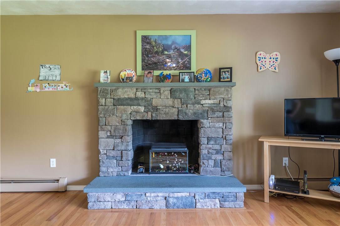136 Burnt Hill Road Scituate, RI 02831 - Photo 21 of 36