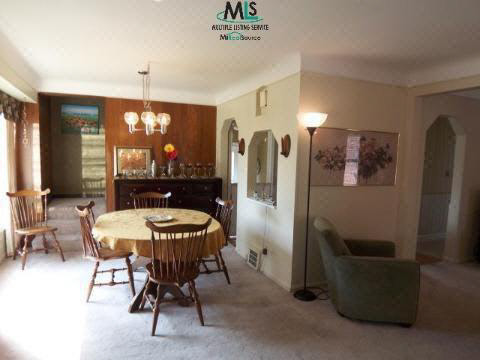 22819 David Eastpointe, MI 48021 - Photo 3 of 12 31012303-2.JPG