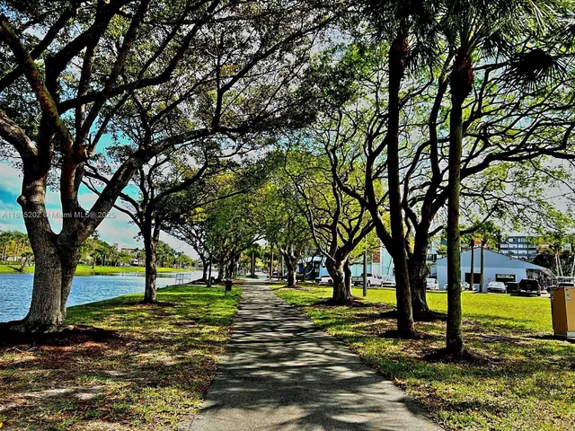 $245,000 | 16850 South Glades Drive, Unit 8G, North Miami Beach, FL 33162