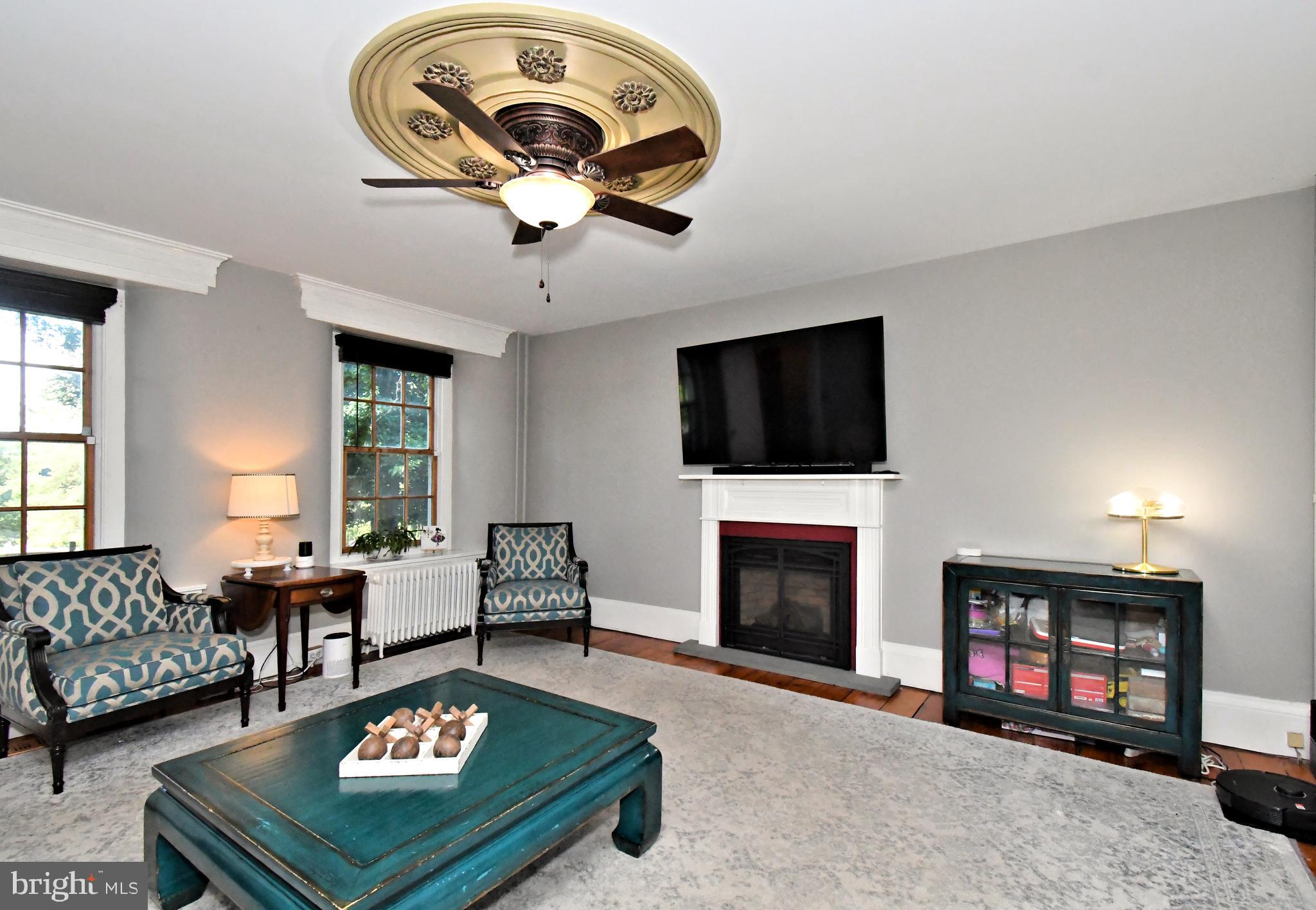381 Holland Road Holland, PA 18966 - Photo 5 of 86 Gallery Image 5