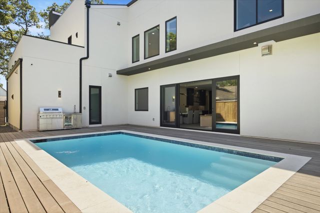 $3,750,000 | 3106 Newcastle Drive, Houston, TX 77027