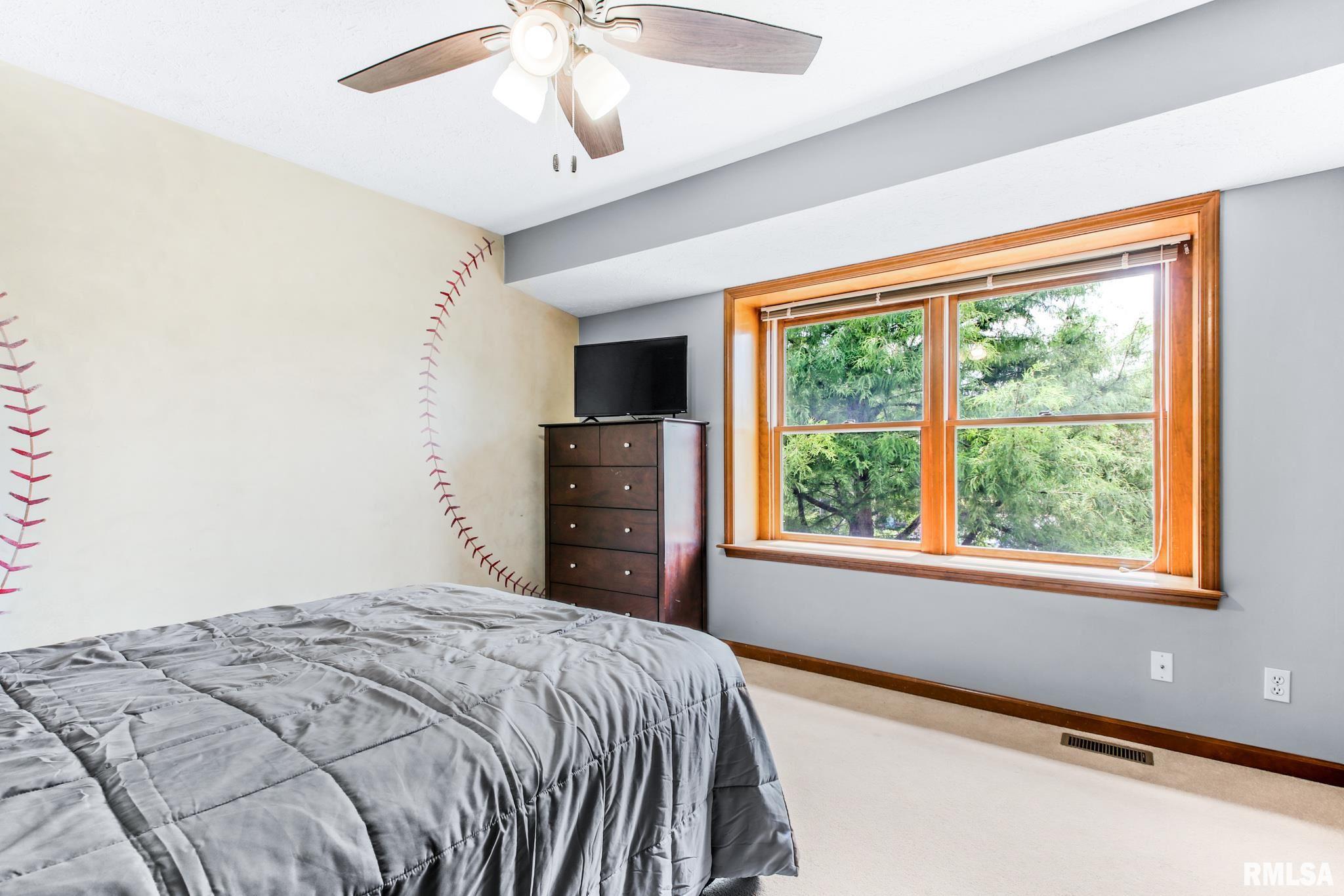 5204 North Rothmere Drive Peoria, IL 61615 - Photo 32 of 42 Gallery Image 32