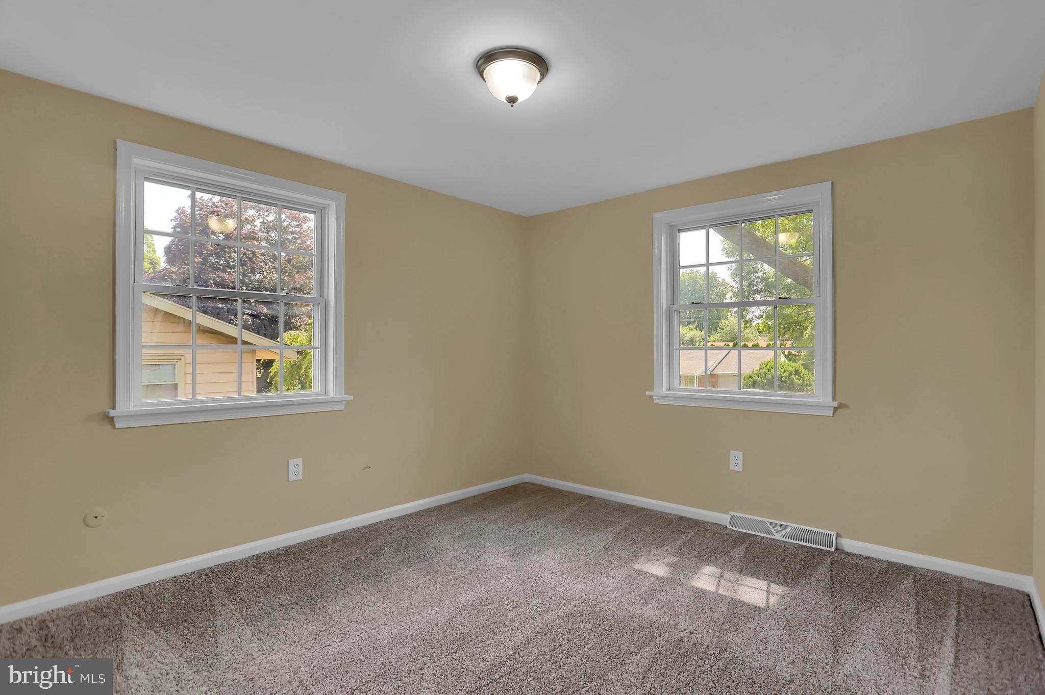 1667 Ridgedale Drive Lancaster, PA 17601 - Photo 22 of 32 Bedroom 3