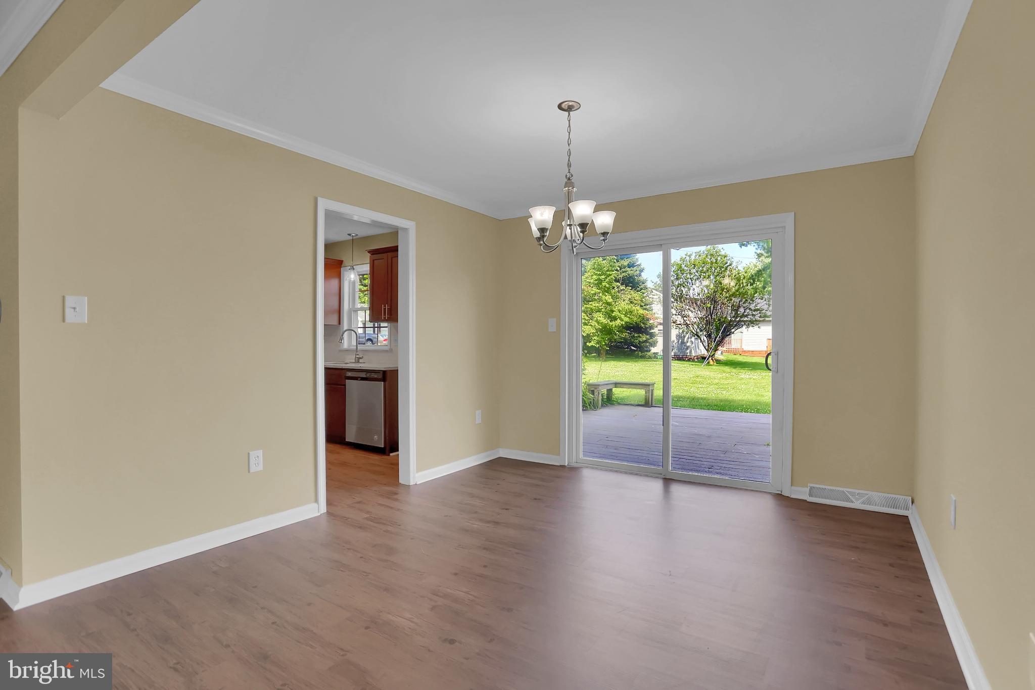 1667 Ridgedale Drive Lancaster, PA 17601 - Photo 8 of 32 Dining