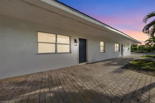 $675,000 | 2463 Washington Avenue, Naples, FL 34112