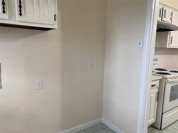 a view of a closet area