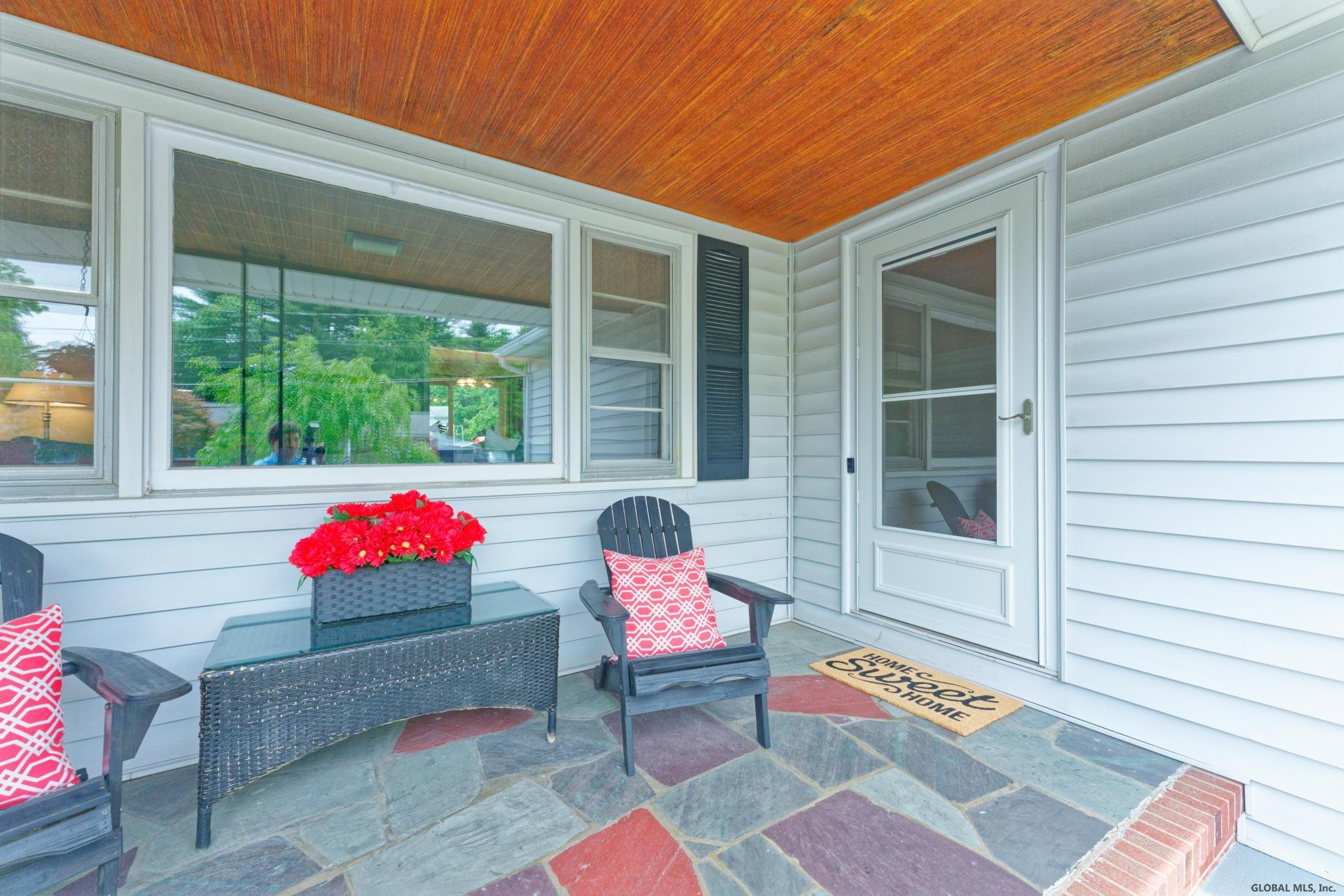 60 Latham Ridge Road Colonie, NY 12110 - Photo 5 of 54 Photo 5