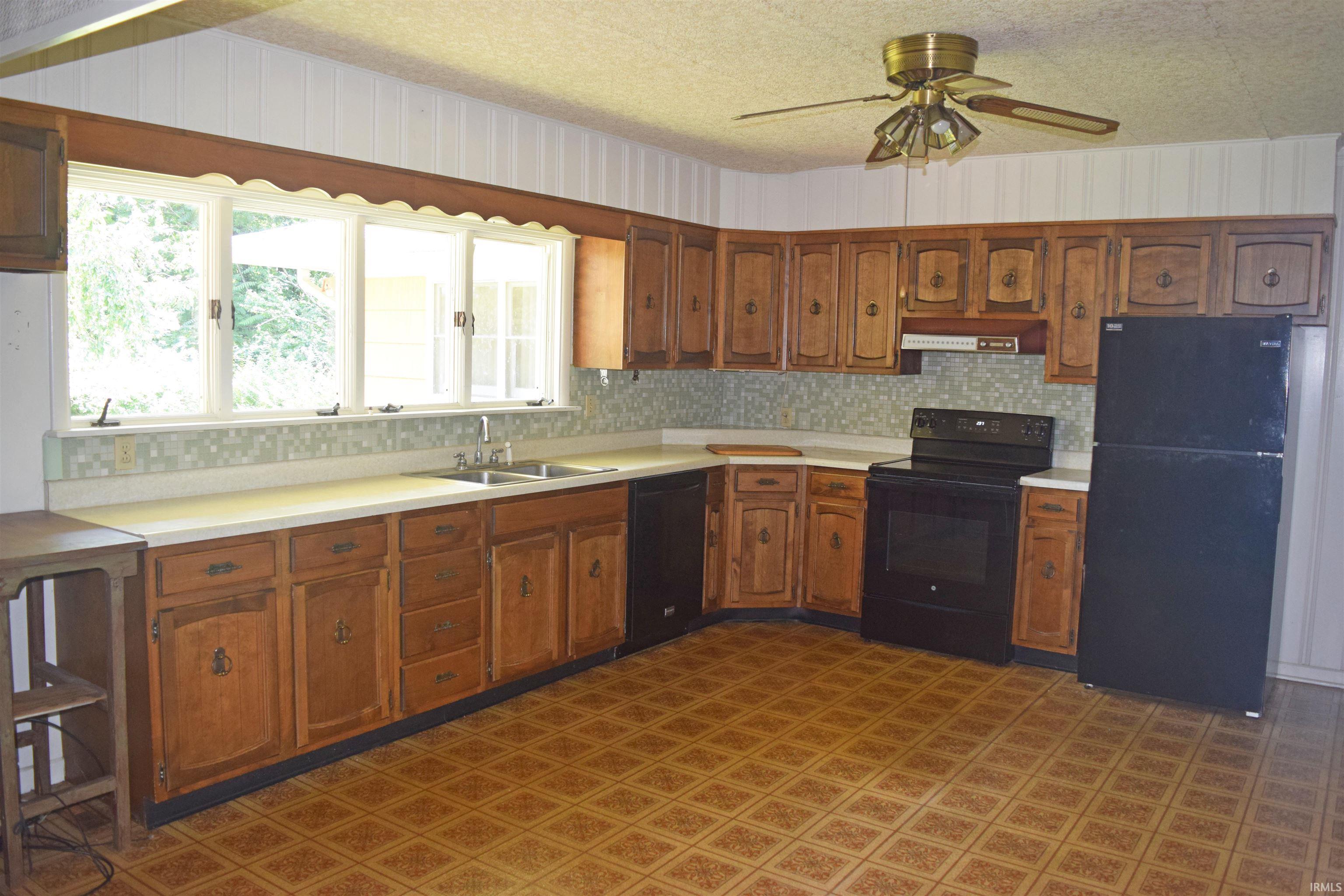 211 East Mill Road Evansville, IN 47711 - Photo 8 of 30 Gallery Image 8