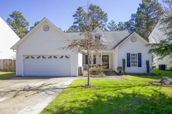 $2,200 | 735 Thrush Drive, Vass, NC 28394